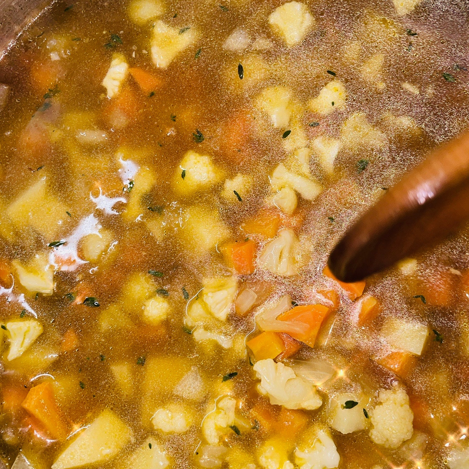 Chicken Pot Pie Soup 🥧